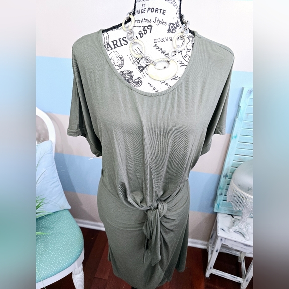 NWT Suzanne Betro Olive Green Twist Midi Dress - Picture 5 of 10